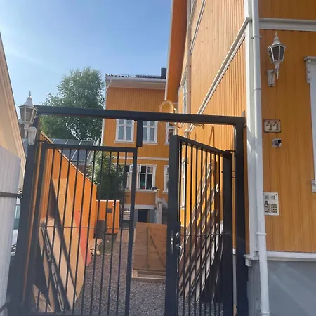 Apartment Cosy 4 Bedroom *